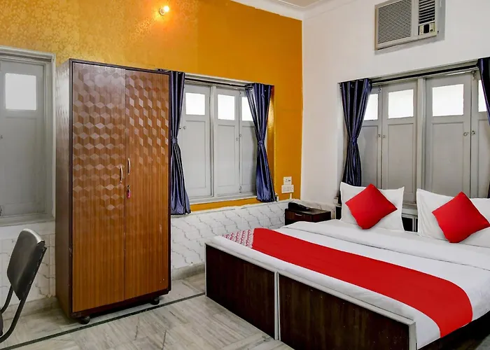 Super Oyo Hotel O Fantasy Stay Vibe